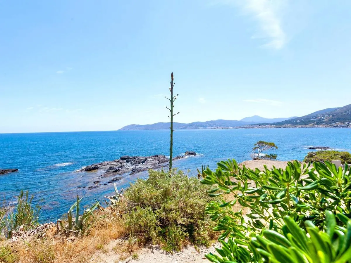 Holiday Home La Falconera Llanca Spain
